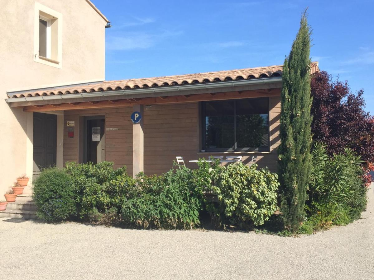 Villa Spacieuse Avec Terrasse Et Vue Mont Ventoux Entrechaux Eksteriør bilde
