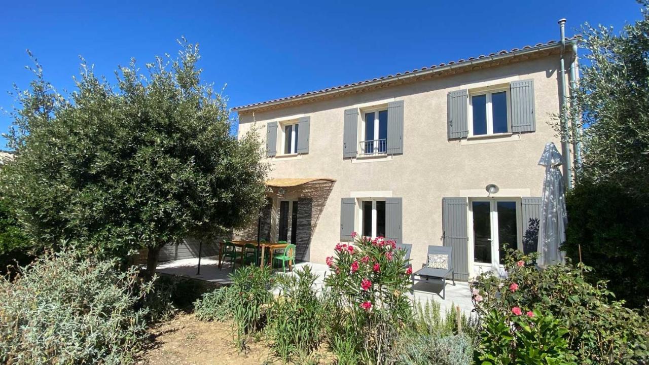 Villa Spacieuse Avec Terrasse Et Vue Mont Ventoux Entrechaux Eksteriør bilde